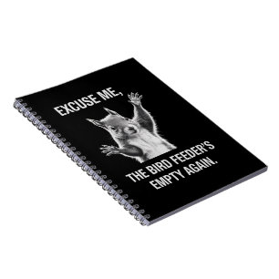 Caderno Espiral Esquilo Com Licença, o Comedouro de Pássaros Está 