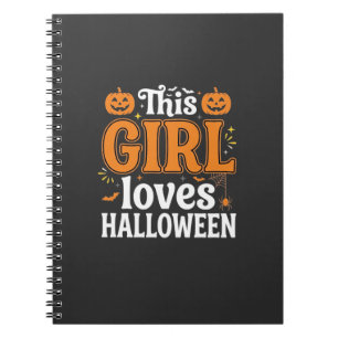 Caderno Espiral Esta Garota Ama Tipografia de Halloween SVG Design
