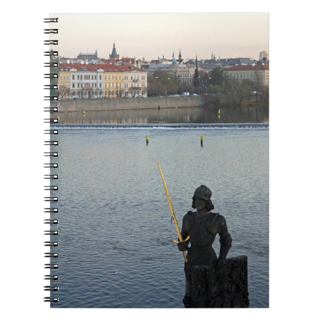 Caderno Espiral Estátua de Praga (Frente)