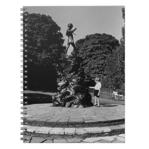 Caderno Espiral Estátua Vintage Inglaterra Londres Peter Pan Kensi