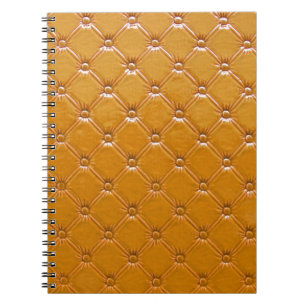 Caderno Espiral Estofo de couro genuíno: motivo decorativo.