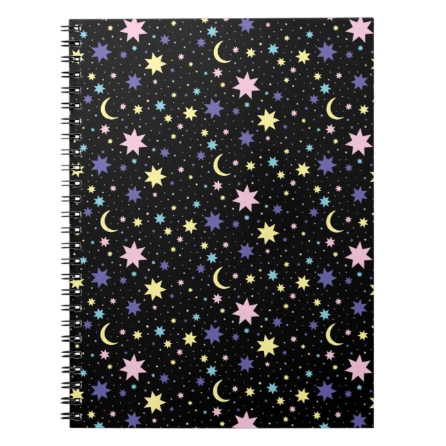 Caderno Espiral Estrelas Roxas Rosa Lua Amarela Espaço Cósmico. (Frente)