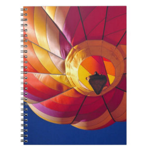 Caderno Espiral EUA, Arizona, Val Vista. Um balão de ar quente col
