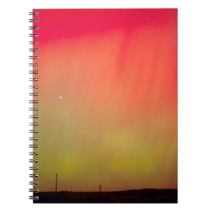 Caderno Espiral EUA, Idaho. Aurora boreal, luzes do norte às 2