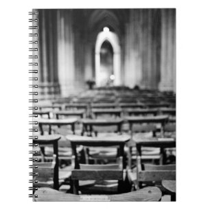 Caderno Espiral EUA, Washington DC. Bancos de igreja da Catedral N