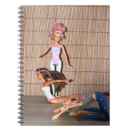 Caderno Espiral Exercícios de ginástica.