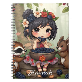 Caderno Espiral Fada Chibi Comendo Amoras com Amigos da Floresta