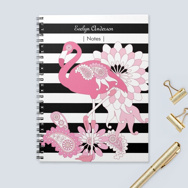 Caderno Espiral Flamingo Rosa Caprichoso Listras Pretas e Brancas (Criador carregado)