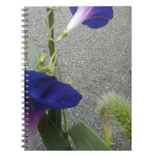 Caderno Espiral Floral roxo