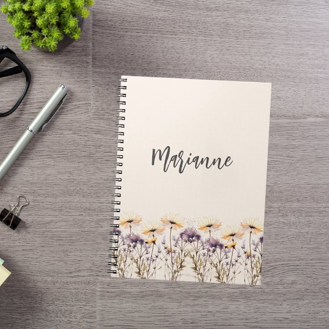 Caderno Espiral Flores silvestres beige amarelo nome personalizado (Criador carregado)