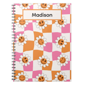 Caderno Espiral Flores sorrindo em tabuleiros de xadrez deformados