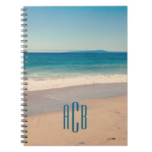 Caderno Espiral Foto de praia com três letras monograma