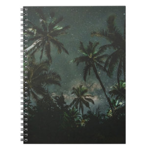 CADERNO ESPIRAL FOTOGRAFIA DE BAIXO ÂNGULO DE ÁRVORES DE CONUTA 