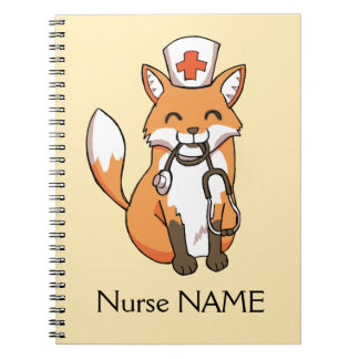 Caderno Espiral Fox da enfermeira que tira o livro de nota