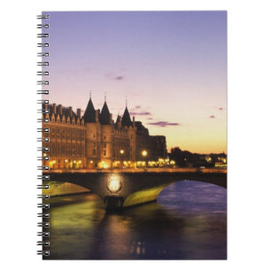 Caderno Espiral França, Paris, Rio Sena e Conciergerie em