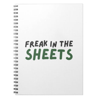 Caderno Espiral Freak no notebook das folhas