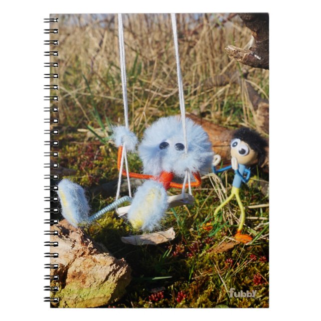Caderno Espiral Fubby monster op de schommel. (Frente)