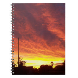 Caderno Espiral Furacão chegando ao pôr do sol