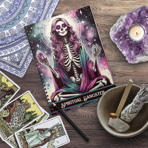 Caderno Espiral Gângster Espiritual Bruxa Esqueleto Roxo Místico