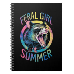 Caderno Espiral Garota Feral Verão Gambá Tie Dye Guaxinim