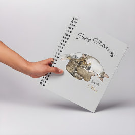 Caderno Espiral Gata mãe fofa amamentando seus gatinhos