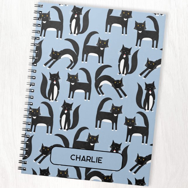 Caderno Espiral Gato de Tuxedo, branco e preto personalizado (Personalized name black and white tuxedo cat notebook for animal lovers.)