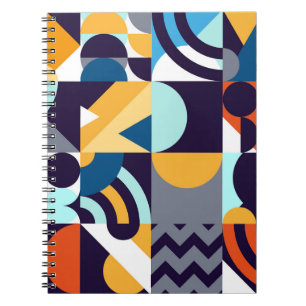 Caderno Espiral Geométrico Multicolorido: Fusão de Formas Primitiv