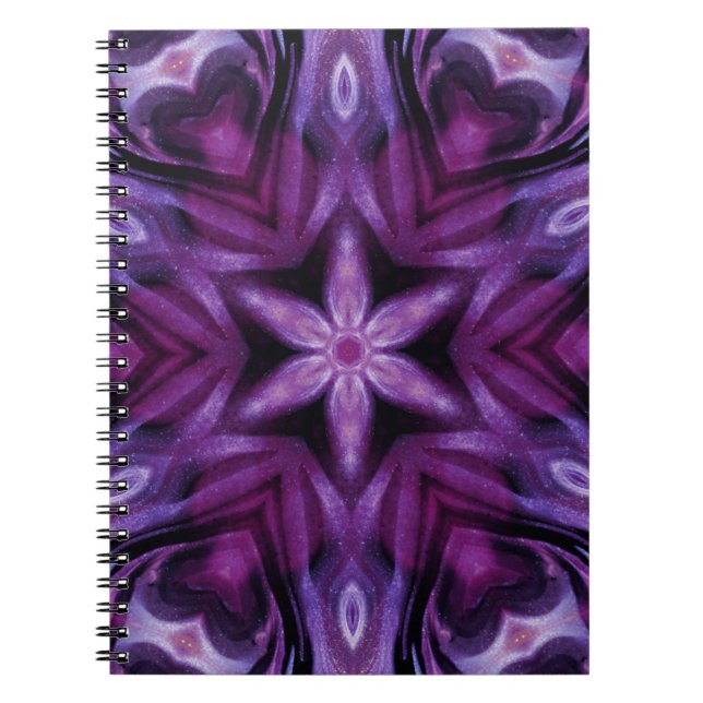 Caderno Espiral Gradiente de Corações do Caleidoscópio Roxo (Frente)