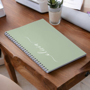 Caderno Espiral Green Sage Modern Script Girly Monographic Name
