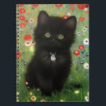 Caderno Espiral Gustav Klimt Kitten<br><div class="desc">Notebook com um gatinho Gustav Klimt! Este gatinho preto veste um colar prateado e se senta num campo de flores vermelhas,  azuis,  brancas e amarelas. Um presente maravilhoso para amantes de gatos e entusiastas de arte austríacos!</div>