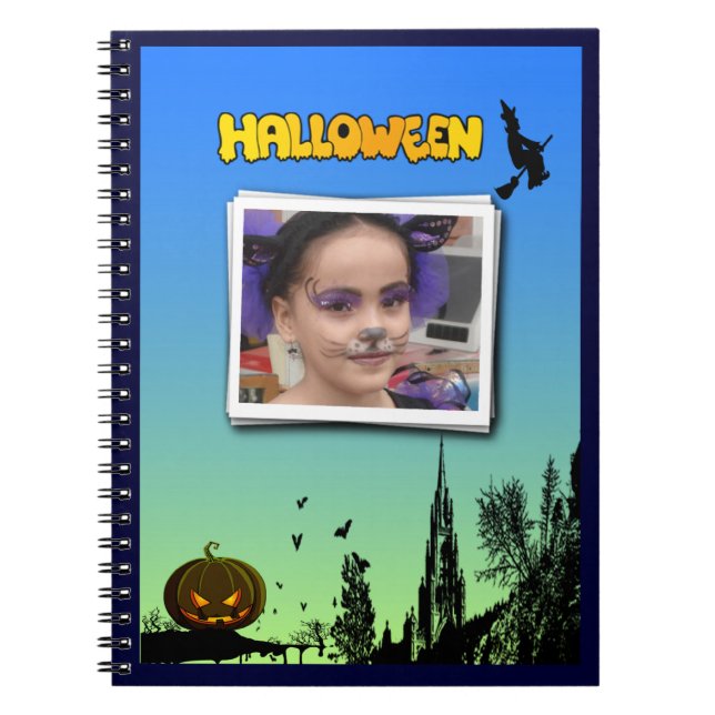 Caderno Espiral Halloween Dusk com Witch Adicionar Fotografia (Frente)