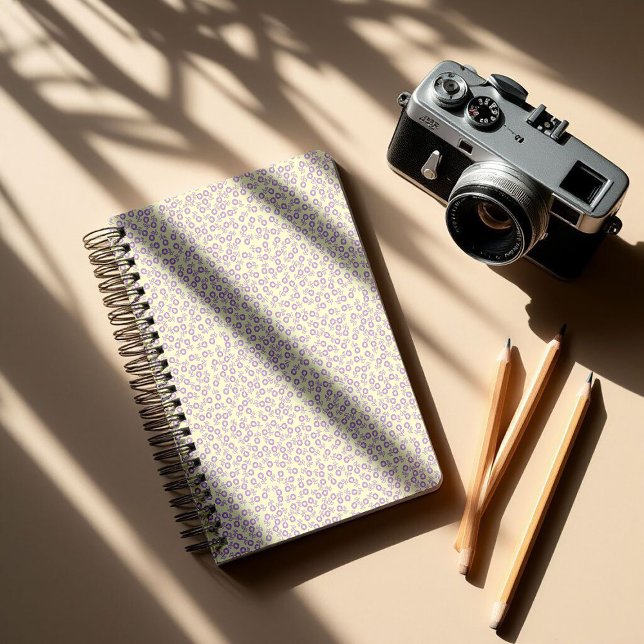 Caderno Espiral Hand drawn ditsy Lavender Daisies – Mini Floral (Criador carregado)