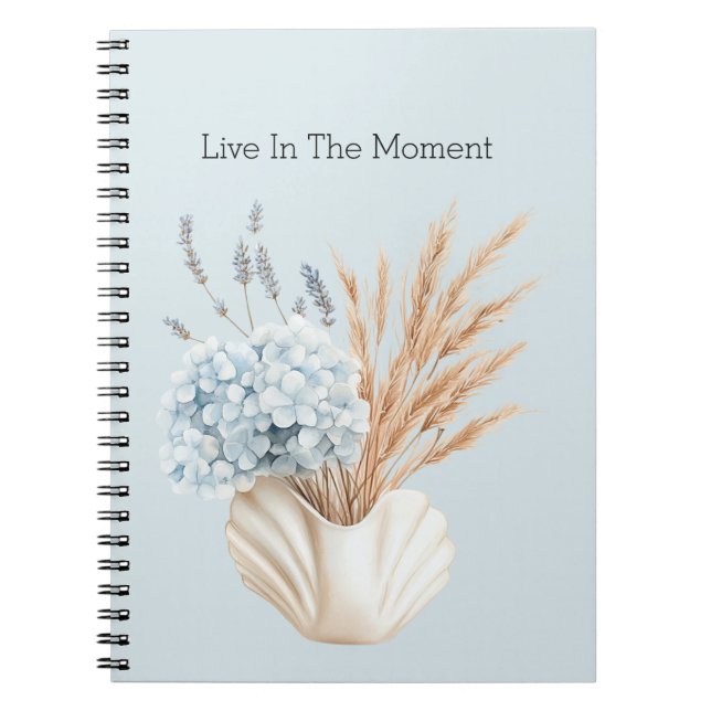 Caderno Espiral Hortênsia Azul Flores de Lavanda em Vaso (Frente)