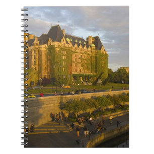 Caderno Espiral Hotel Empress e orla marítima do Inner Harbour,