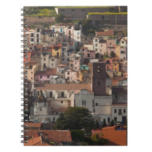 Caderno Espiral Itália, Sardenha, Bosa. Vista da cidade com Castel