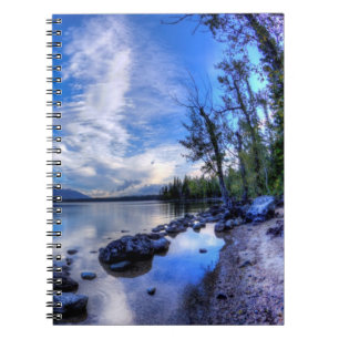 Caderno Espiral Jenny na manhã