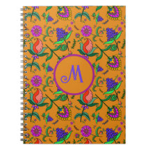 Kalamkari Colorida Flores Amarelas Verde de Fundo