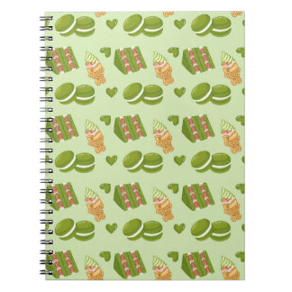 Caderno Espiral Kawaii Hand-Drawn Matcha Sweets Seamless Pattern
