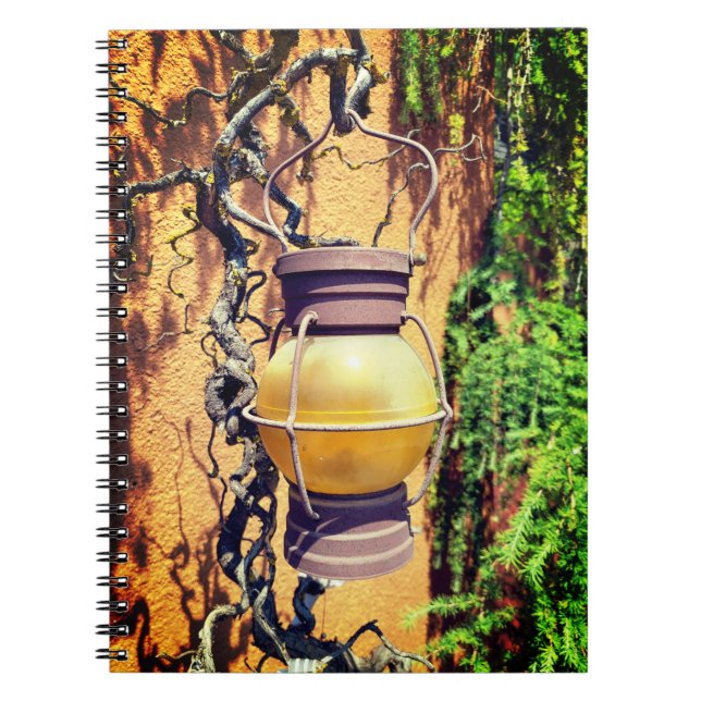 Caderno Espiral Lanterna (Frente)