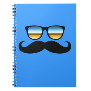 Caderno Espiral Legal bigode sob sombras