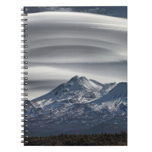 CADERNO ESPIRAL LENTICULAR ACIMA DO MONTE SHASTA (Frente)