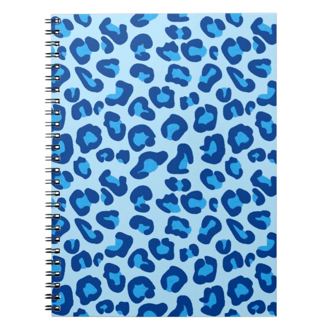 Caderno Espiral Leopard Print in Light Chambray to Dark Denim Blue (Frente)