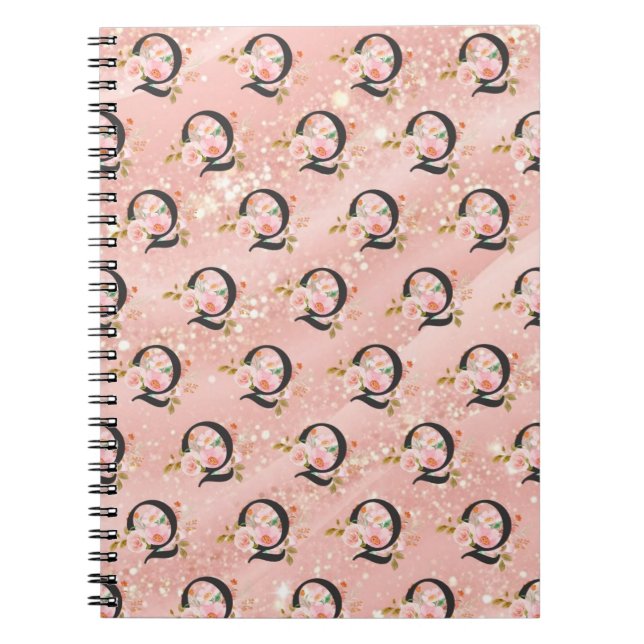 Caderno Espiral Letra Q (Frente)