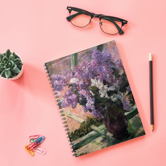 Caderno Espiral Lilases em uma janela | Mary Cassatt (Criador carregado)