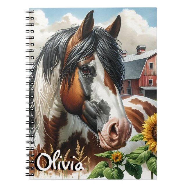 Caderno Espiral Lindo cavalo pinto marrom e branco em fazenda rúst (Frente)