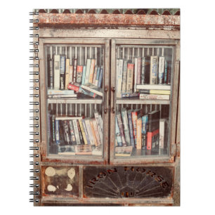 Caderno Espiral Lista de livros antiga com livros