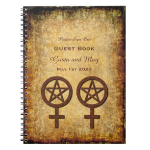 Caderno Espiral Livro de hóspedes lésbica rústico de Wiccan