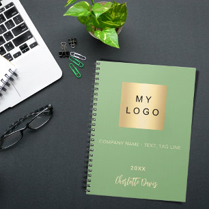 Caderno Espiral logotipo comercial de nome em verde sálvia