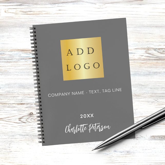 Caderno Espiral logotipo da empresa cinza nome script (Criador carregado)