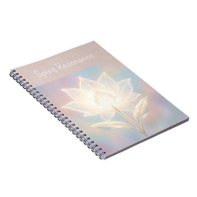Caderno Espiral Lótus translúcido em fundo suave (Lado Direito)